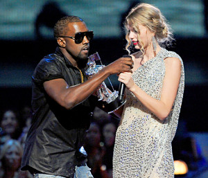 90713562_Kanye-West-Taylor-Swift-467