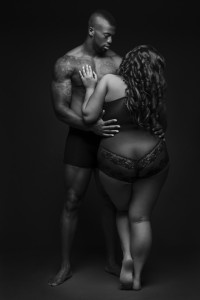 nfl-ray-edwards-hot-steamy-shoot-with-plus-sized-model-the-jasmine-brand